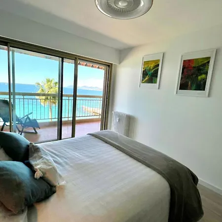 Апартаменти Les Pins - Sea View - 4 People - Parking